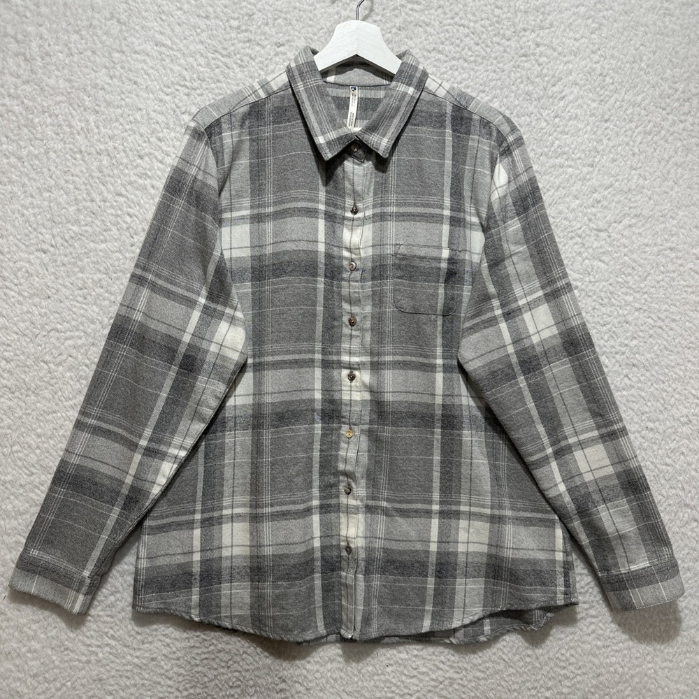 Kuhl Women's Kamila Size XL Plaid Cotton Flannel Button Up Shirt Front Pocket